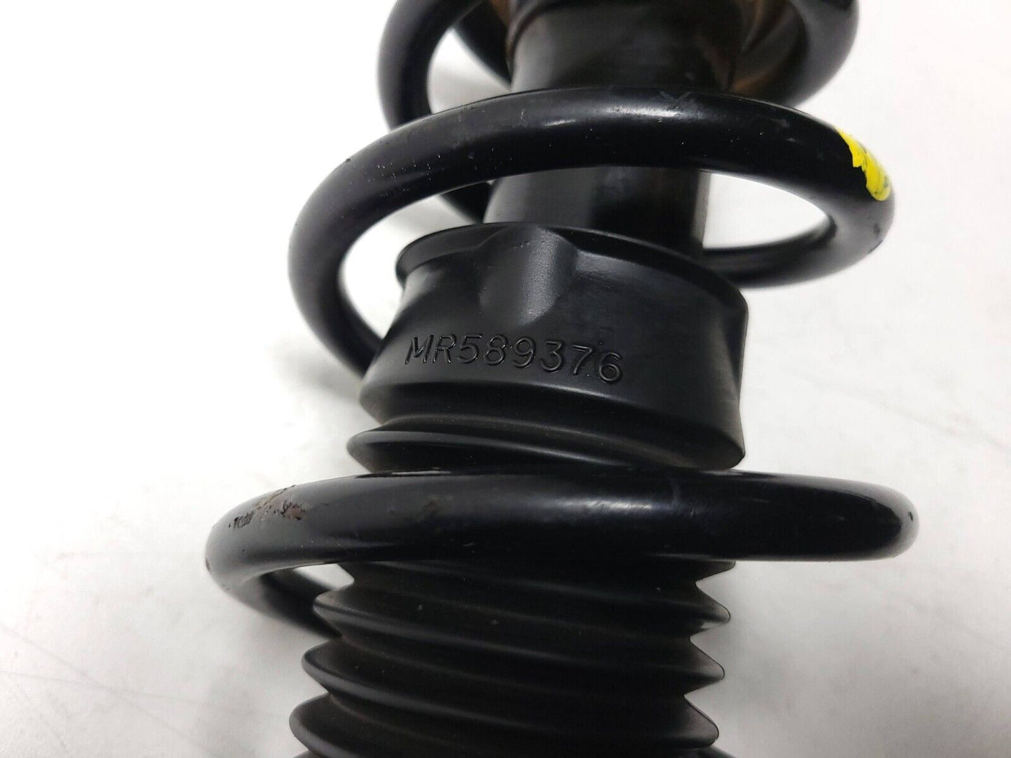 09 - 12 Mitsubishi Eclipse Rear Shock Strut Absorber Pair OEM 51k
