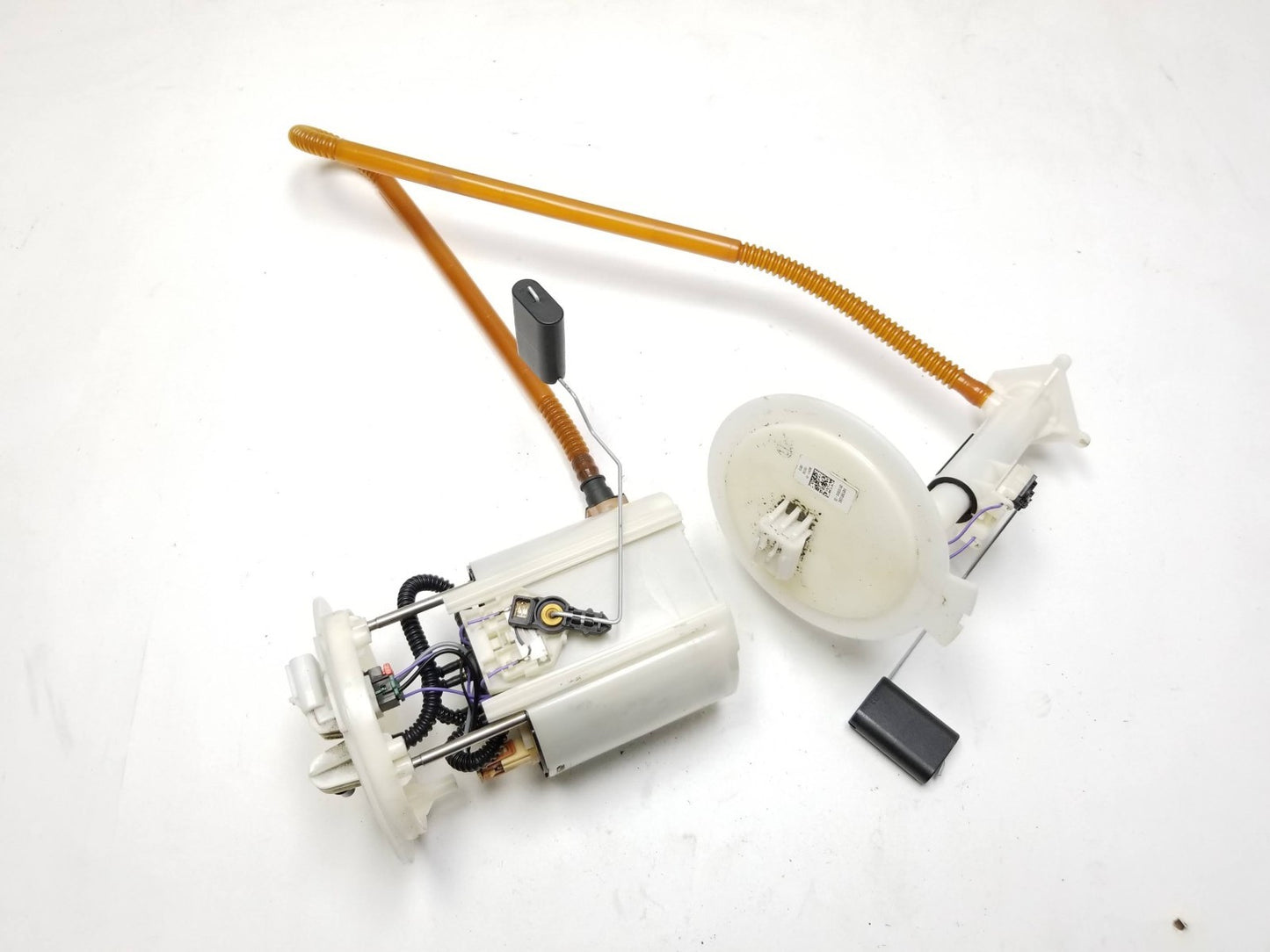 2012 Jeep Grand Cherokee Fuel Pump Assembly OEM