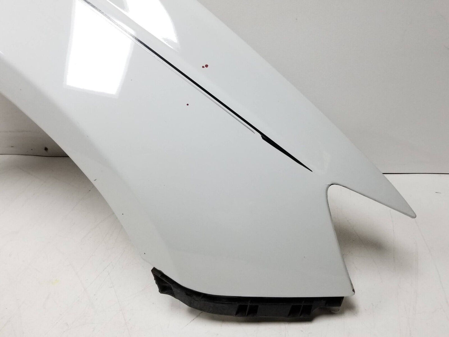 2011-2014 Chrysler 200 Sedan Fender Front Passenger Side Right OEM