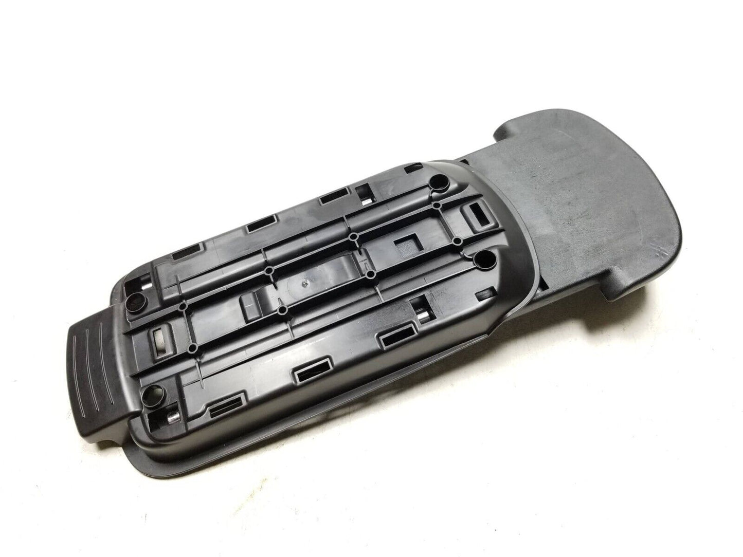 2011-2014 Chrysler 200 Front Armrest Lid OEM