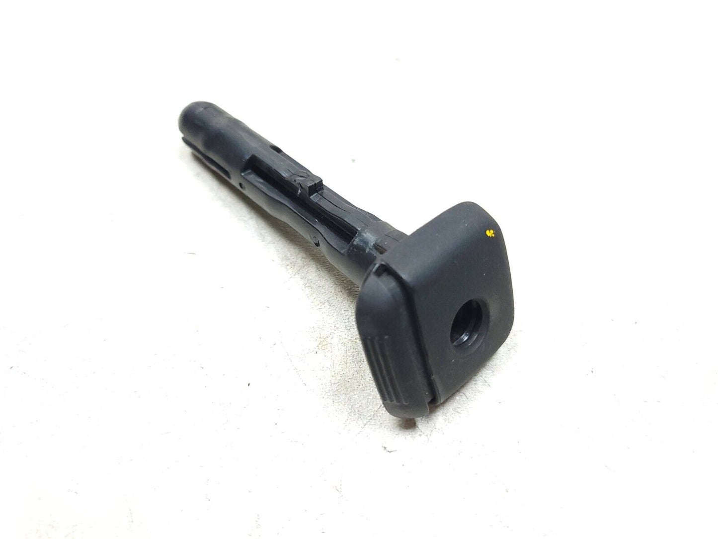 2009 - 2012 Genesis Coupe Front Driver Seat Headrest Guide Sleeve & Knob OEM