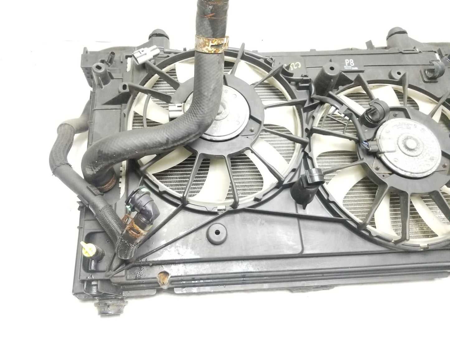 11-17 Lexus CT200h Radiator Condenser Cooling Fan Assy Oem✅