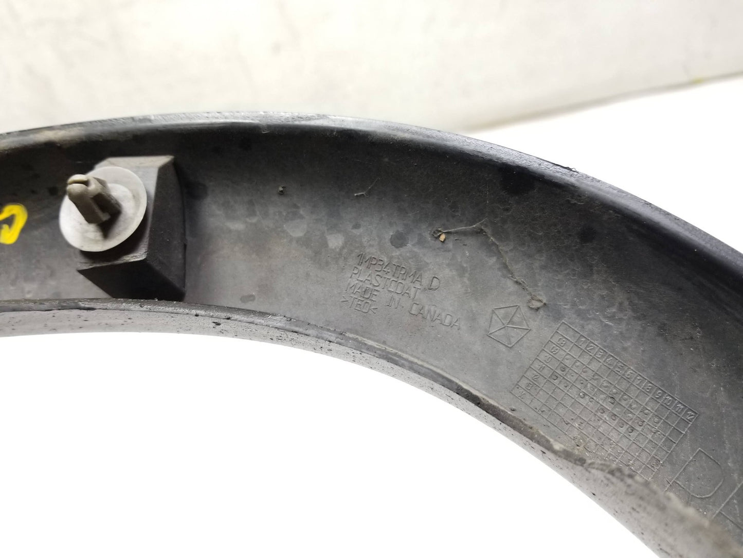 2012 Jeep Grand Cherokee Rear Fender Wheel Arch Molding Trim Pair OEM