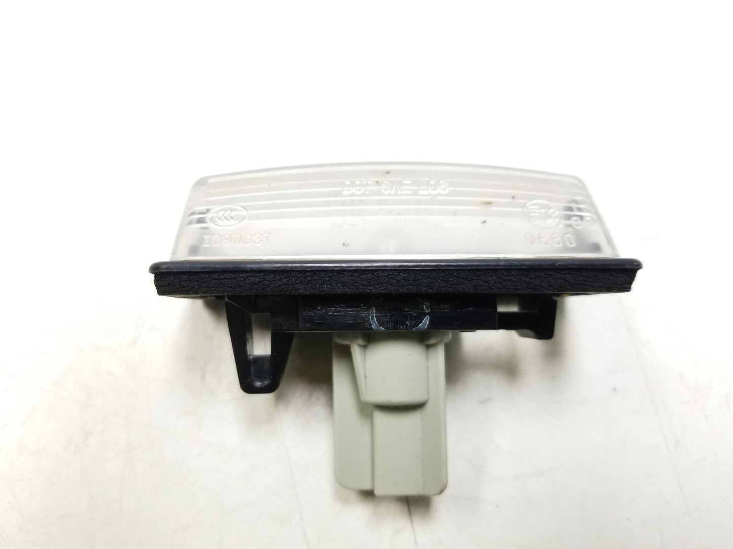 2008 - 2015 Nissan Rogue License Light Lamp 2pcs OEM