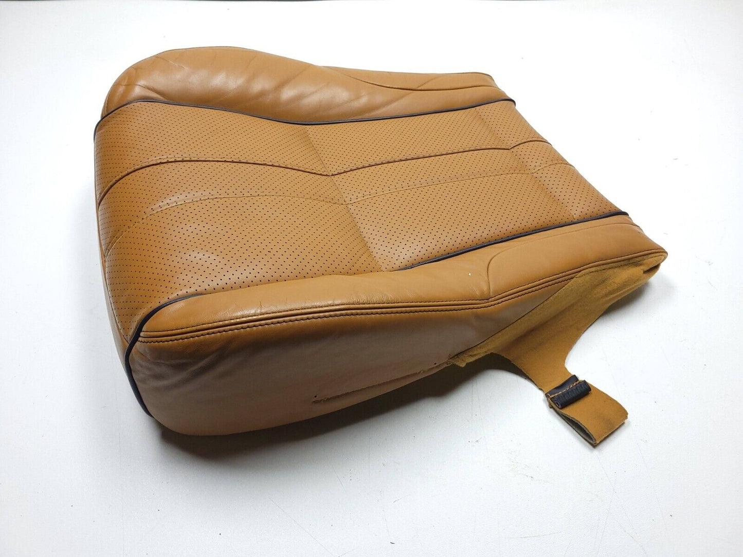 2010-1019 Jaguar XJ Front Seat Cushion Bottom Lower Passenger Right OEM
