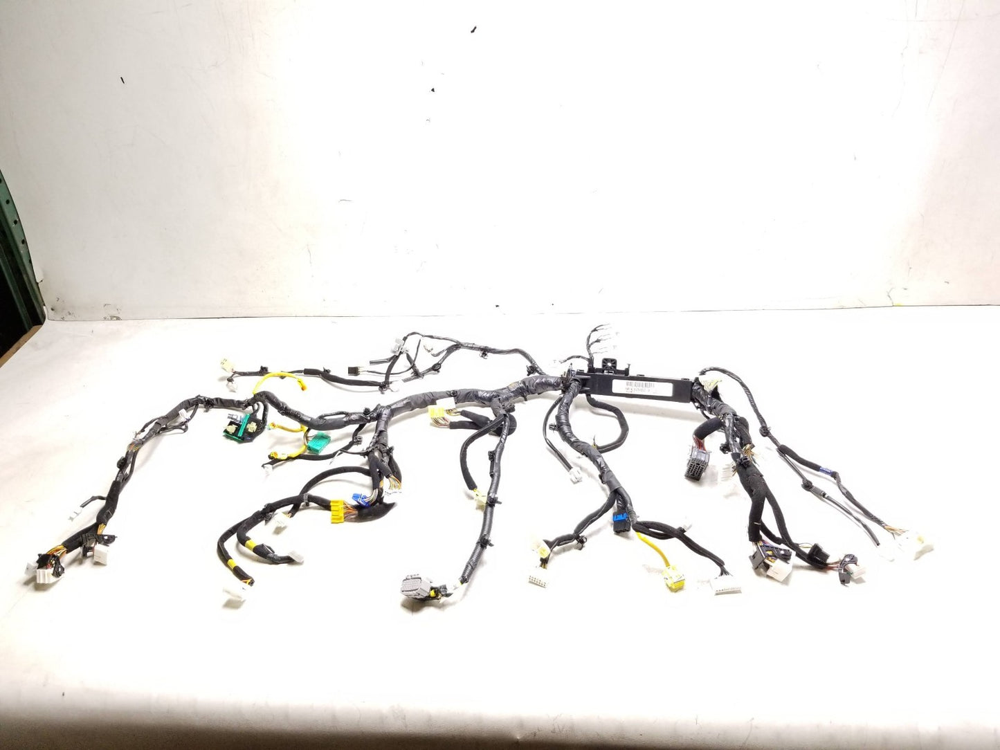 2014 - 2016 Kia Soul Dashboard Instrument Panel Wiring Harness OEM