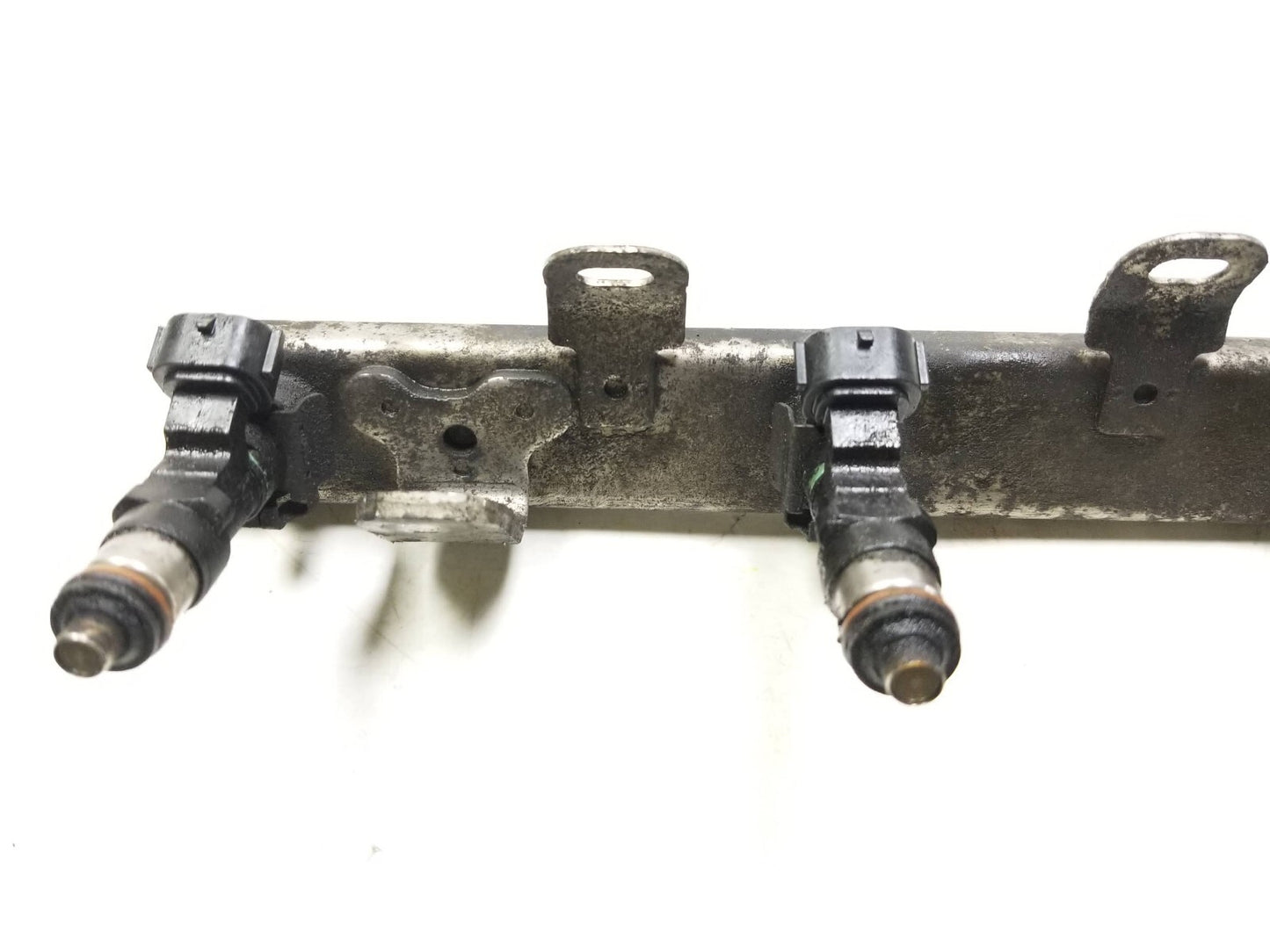 10-14 Nissan Rogue Fuel Rail W/ Injectors OEM ✅