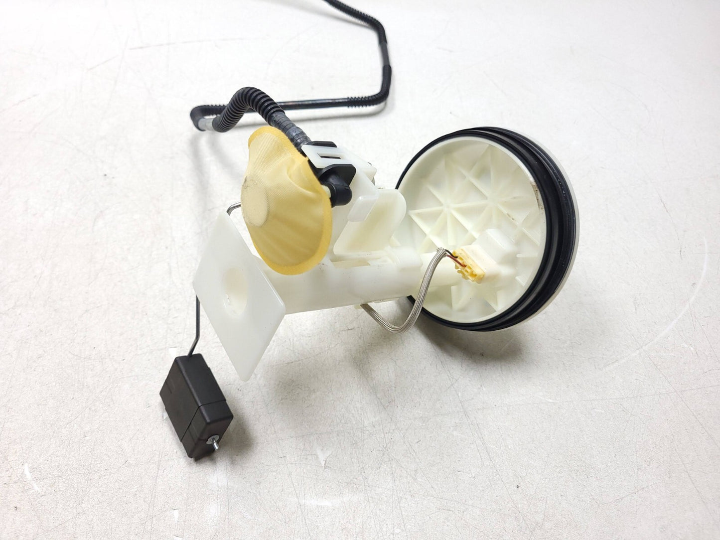 13 - 16 Scion Fr-s Frs Fuel Pump W/ Level Sensor OEM