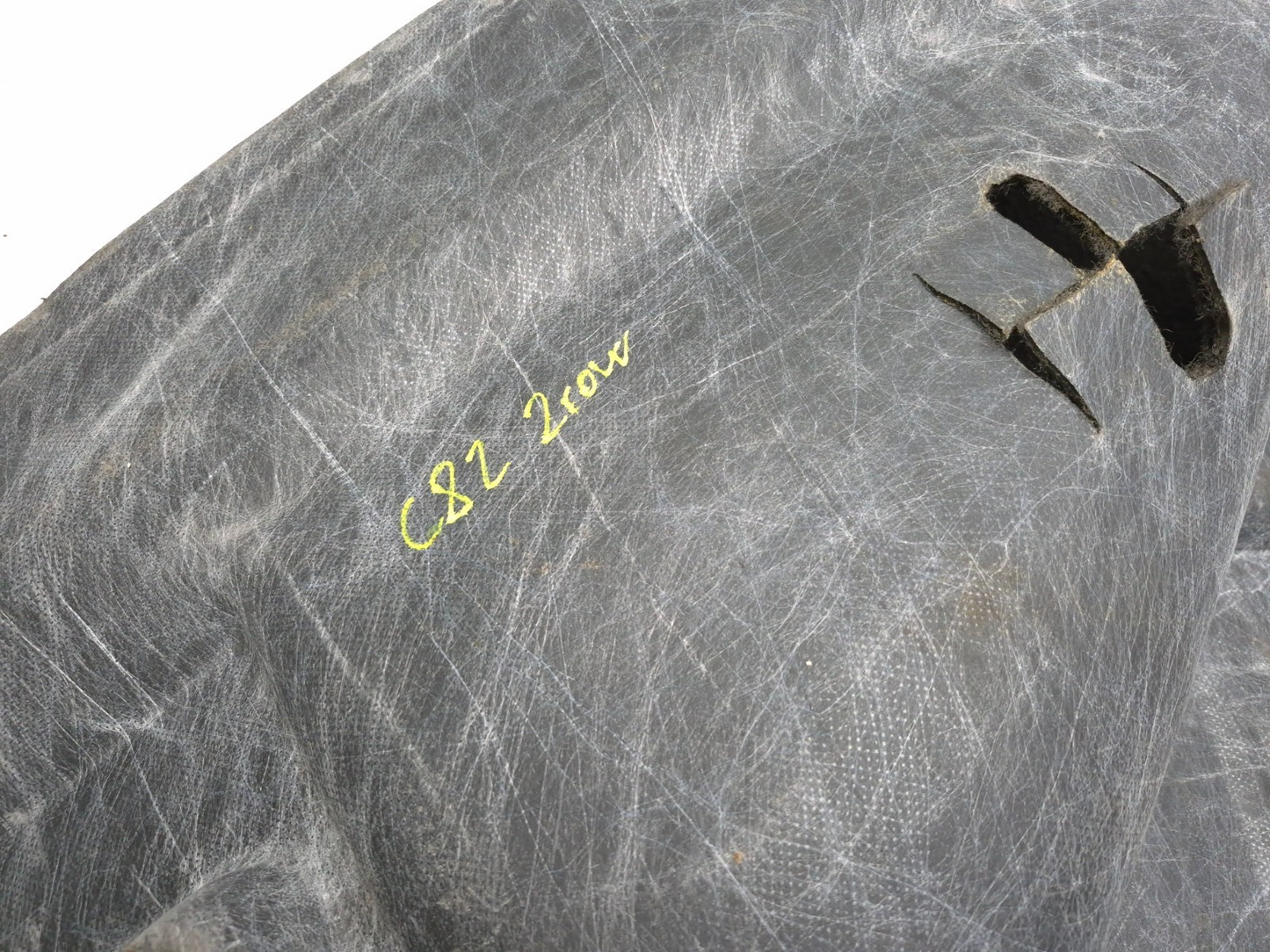 2013 Cadillac Escalade Esv Second Row Center Floor Carpet Cover OEM