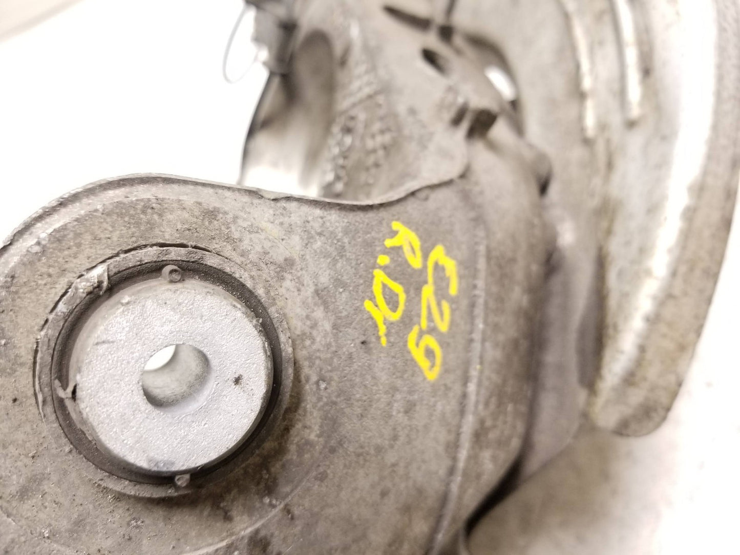 2017 Jaguar Xe Rear Driver Side Left Spindle Knuckle Hub OEM