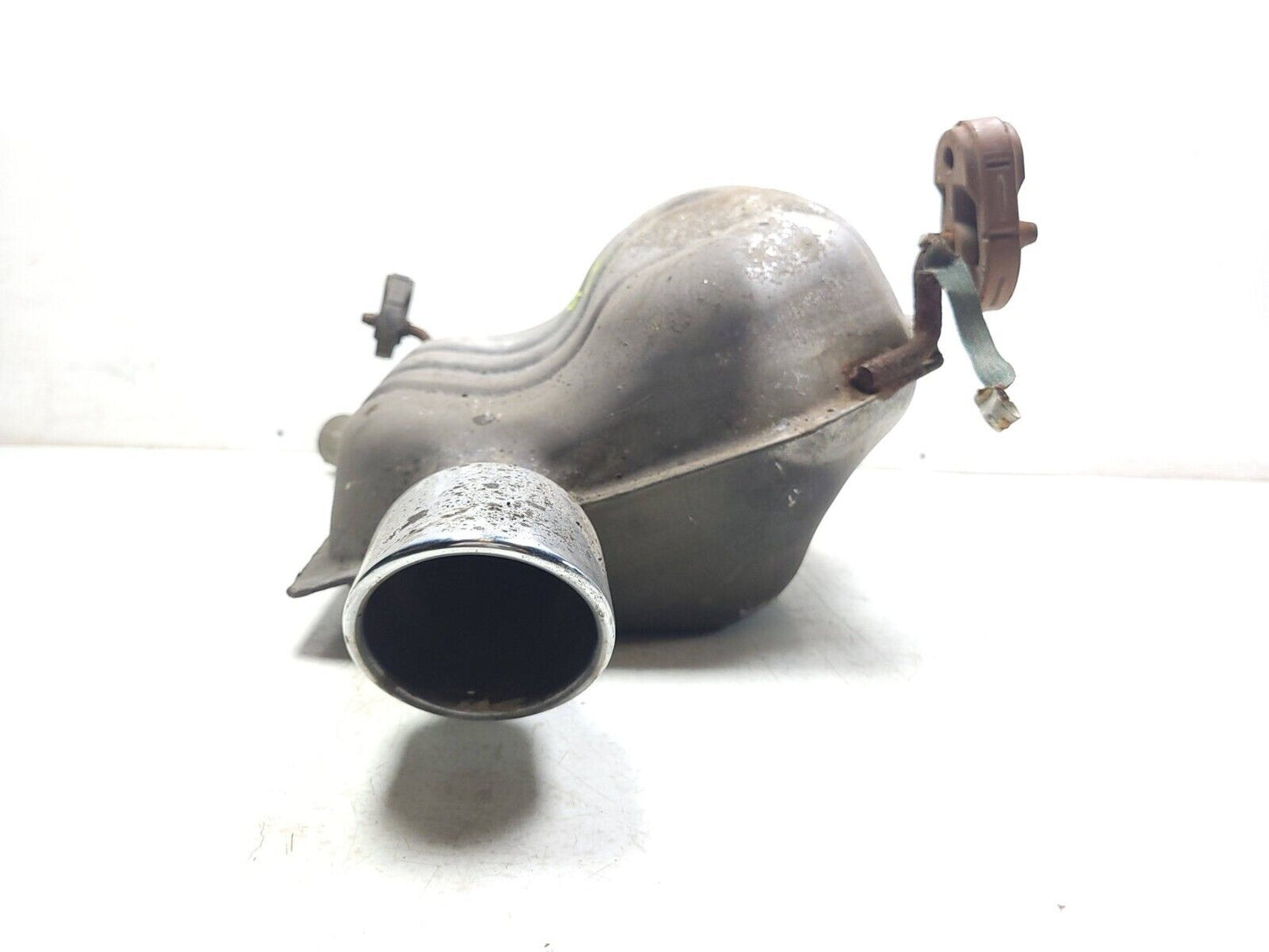 2011 - 2022 Dodge Durango Muffler Exhaust Passenger Side Right 3.6l OEM