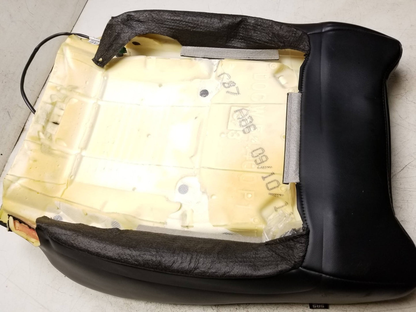 2011 2013 Jeep Grand Cherokee Front Upper Seat Cushion Passenger Side Right OEM