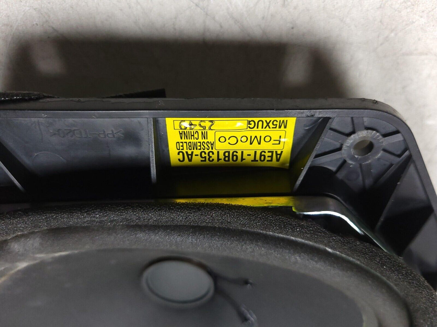 10-19 Lincoln MKT Front Door Speaker Driver Side Left OEM
