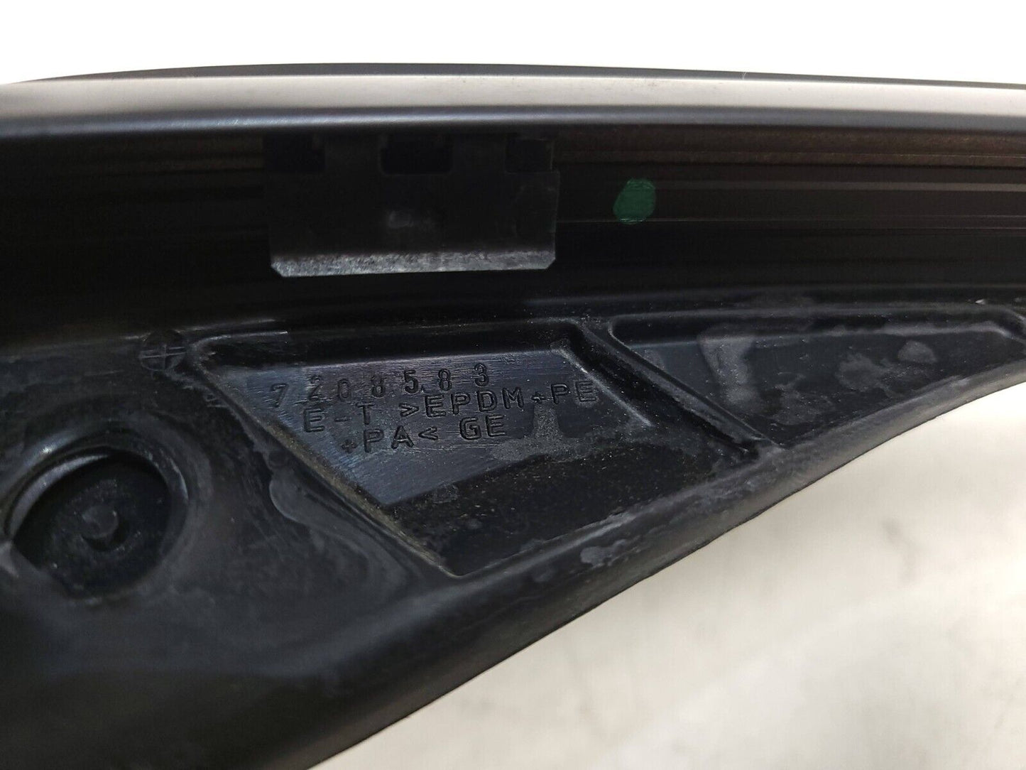 07-13 BMW E70 X5 Door Window Chanel Trim & Seal Front Driver Side Left 4pcs OEM