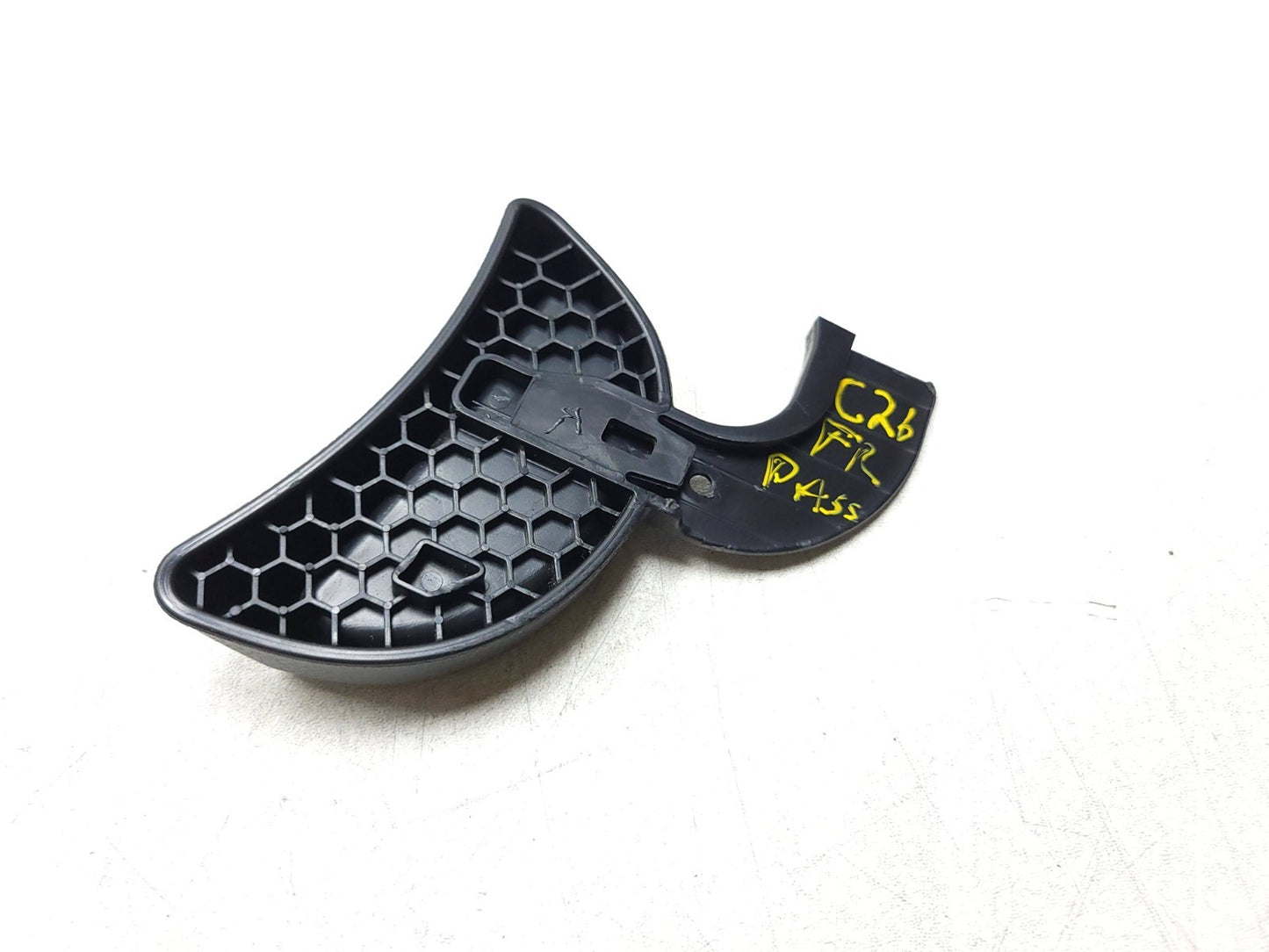 2014 - 2019 Kia Soul Seat Side Trim & knob Front Passenger Side Right OEM