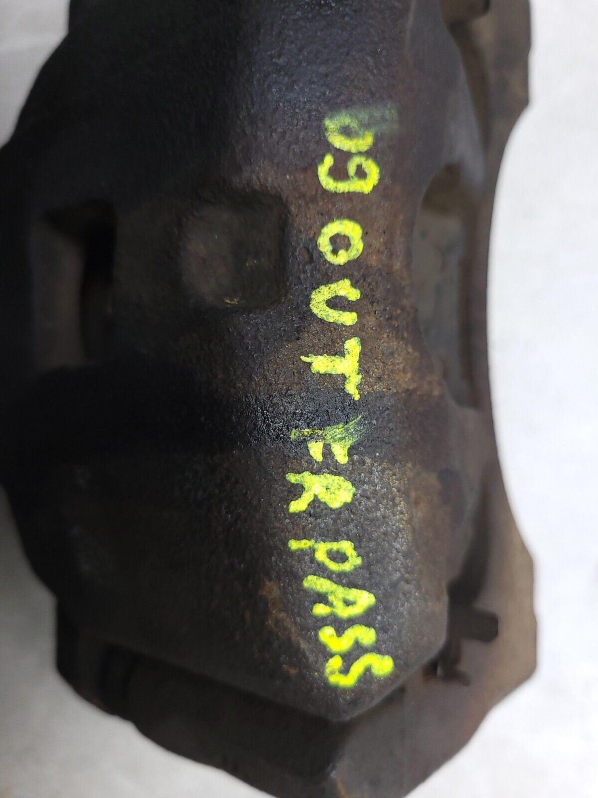 07 - 13 Mitsubishi Outlander Brake Caliper Front Passenger Side Right OEM