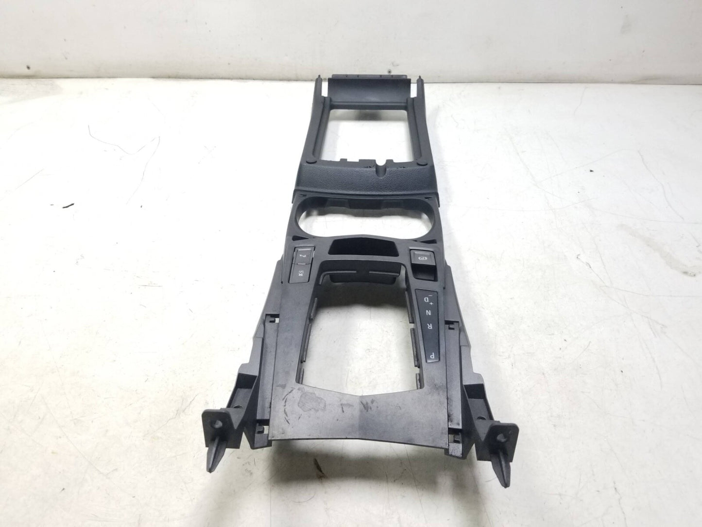 2010 - 2012 Cadillac SRX Center Console Upper Trim Panel OEM
