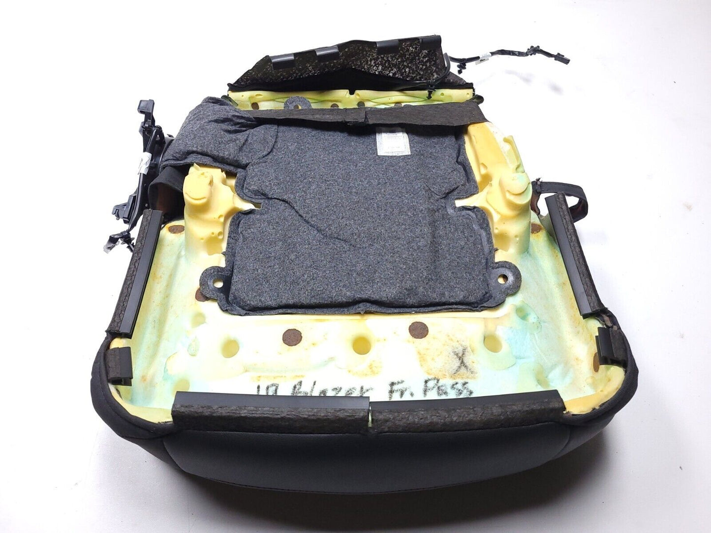 19-22 Chevrolet Blazer Rs Front Seat Cushion Bottom Lower Passenger Rh OEM 11k