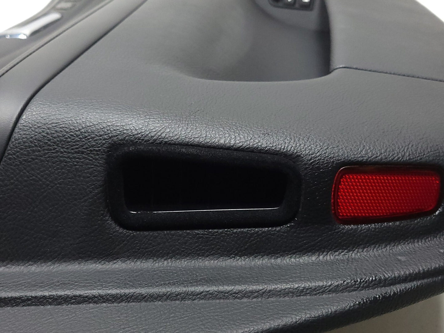 09-14 Hyundai Genesis Door Panel Trim Front Driver Side Left *br* OEM Sedan