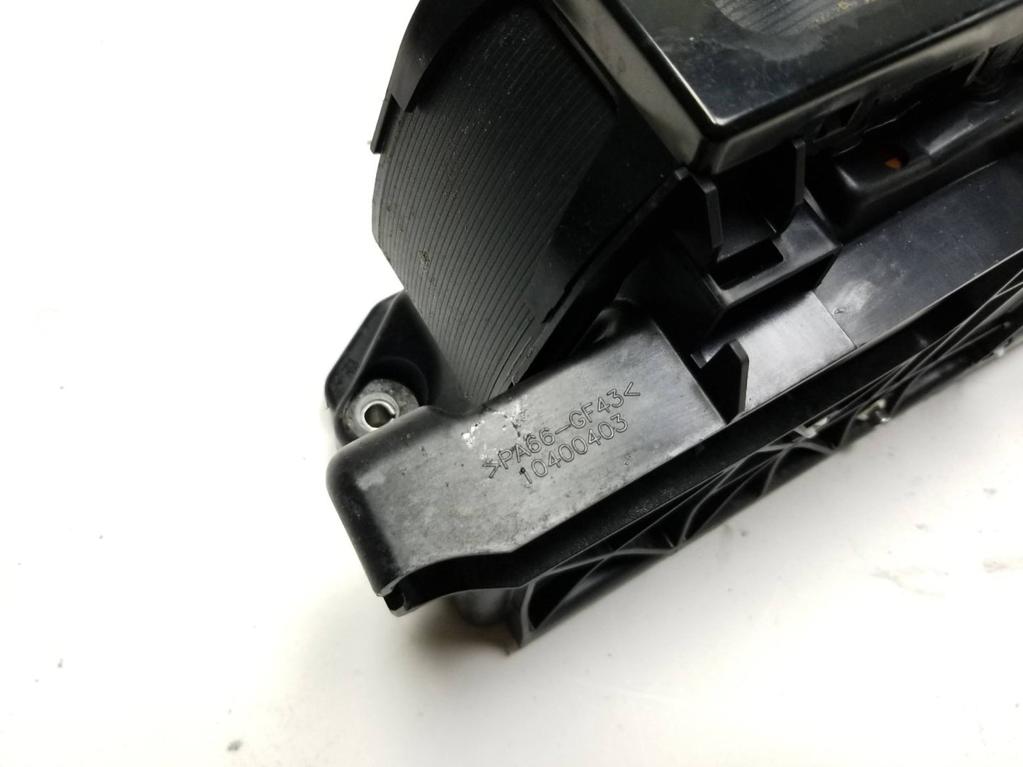 2011 - 2013 Jeep Grand Cherokee Automatic Gear Shifter Selector Lever OEM