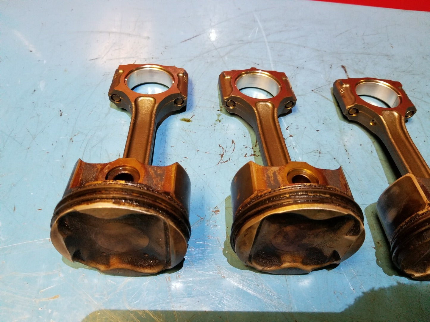 2013 Nissan Versa Piston W/ Connecting Rod 4pcs OEM