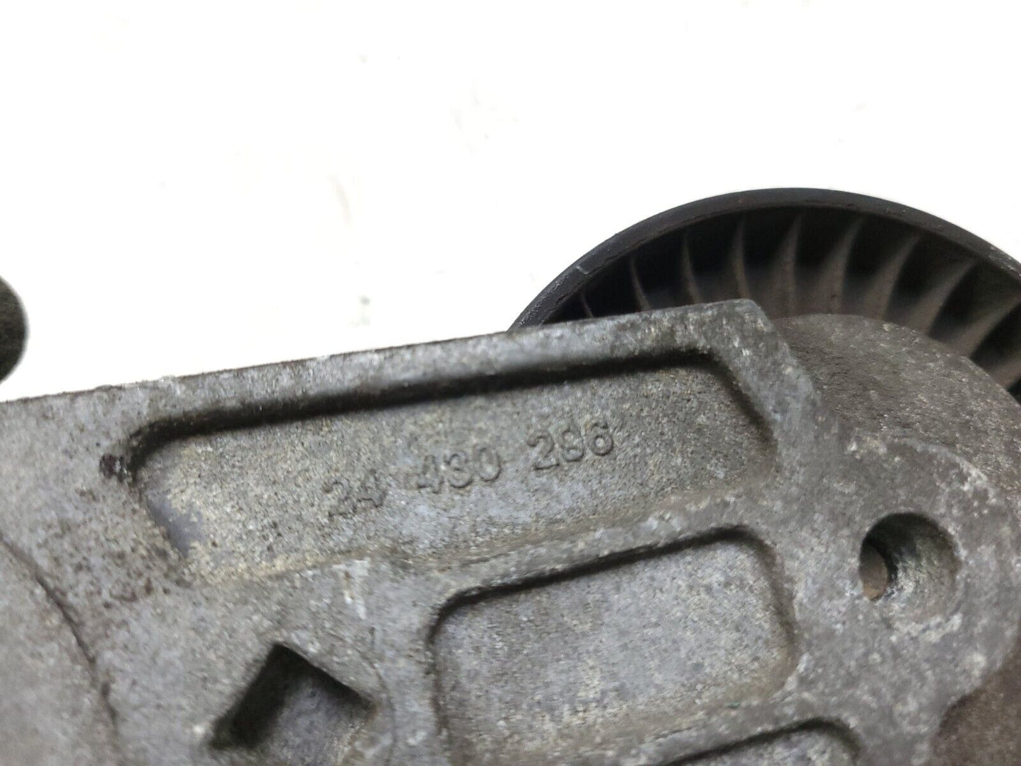 10-15 Chevrolet Equinox Drive Belt Tensioner 24430296 OEM