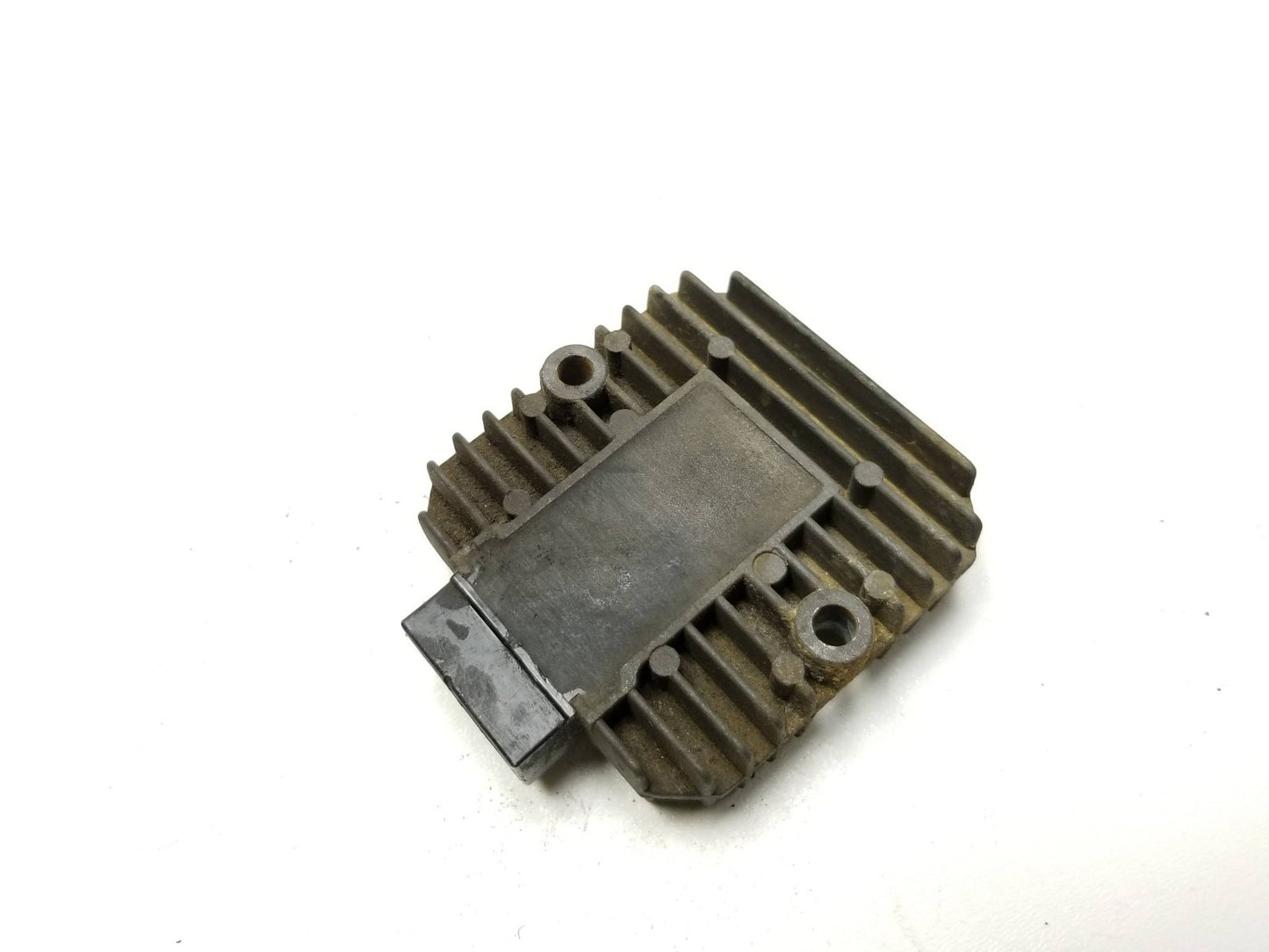 1990 Kawasaki Vn750 Vulcan Voltage Regulator OEM