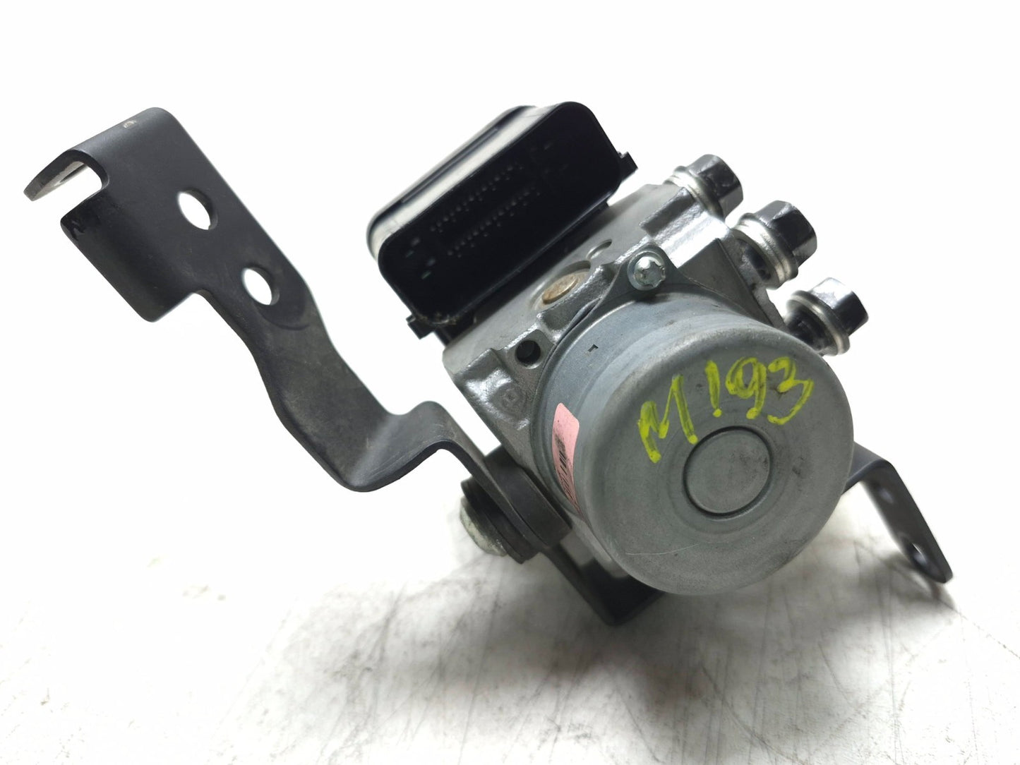 2019 Kawasaki Z400 Er400d ABS Anti Lock Brake Pump OEM