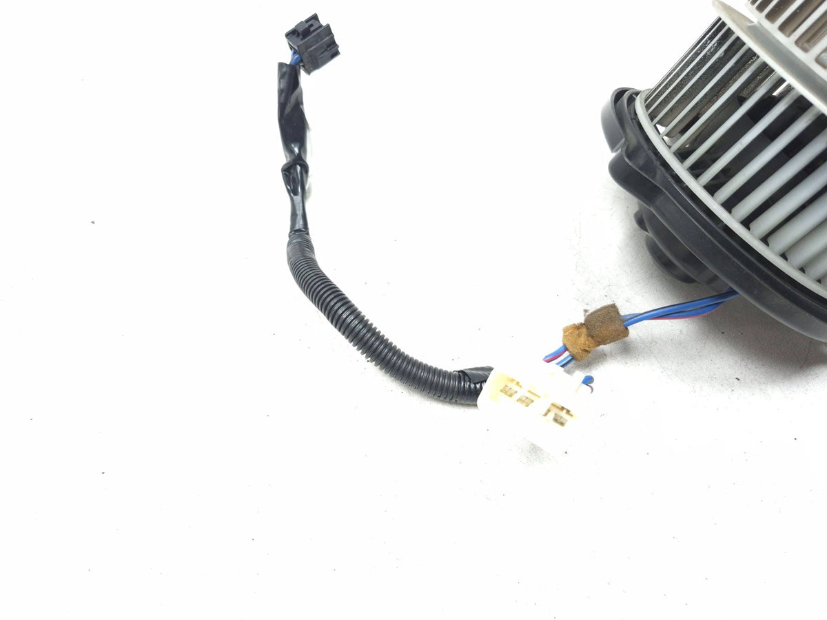 2006 Scion Xa HVAC Blower Motor OEM