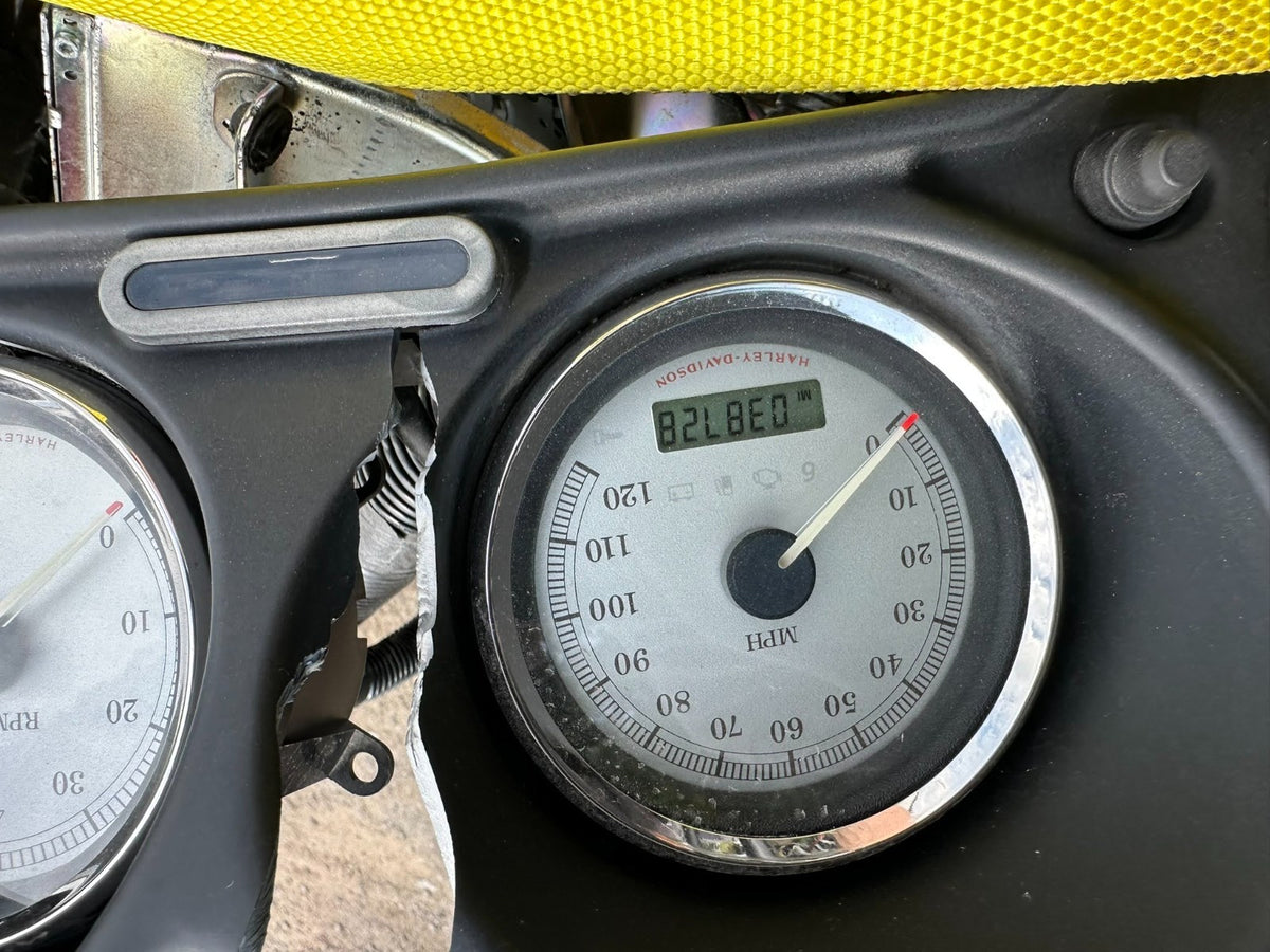 2007 Harley Touring Street Glide Speeedometer & Tachometer Pair OEM