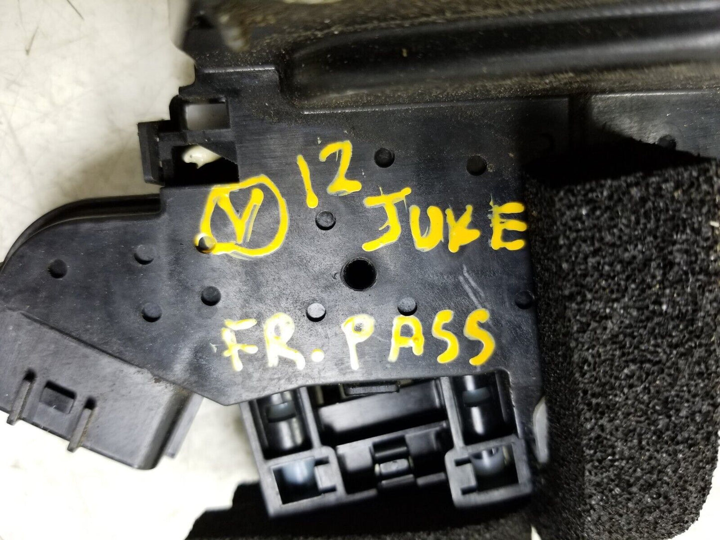 2011-2017 Nissan Juke Door Lock Actuator & Handle Front Passenger Side Rh OEM