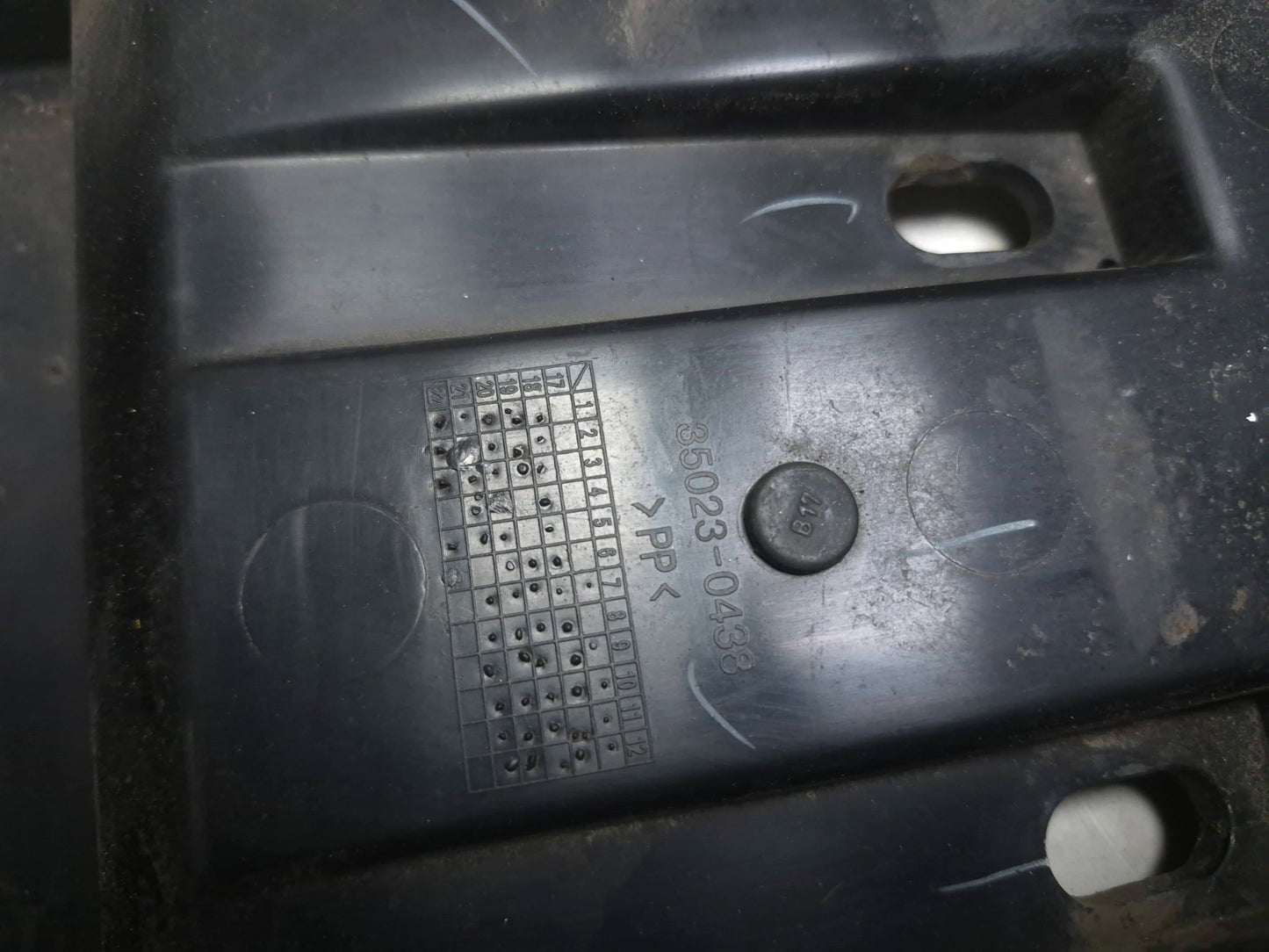 2023 Kawasaki Ninja Ex 400 Rear Fender Tray OEM