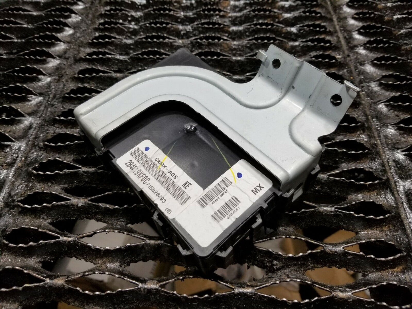 13 14 15 16 17 Nissan Versa  Bcu Bcm Body Control Module 284b19kf0c OEM
