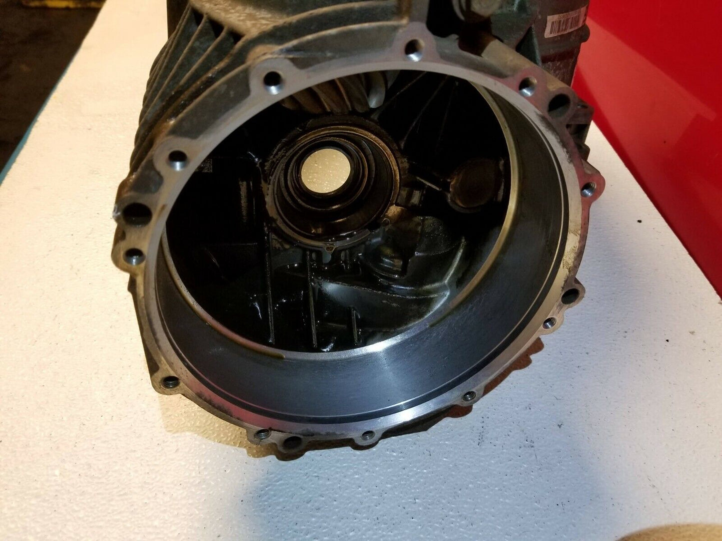 08 09 10 11 Audi A5 Automatic Transmission Bell Housing 6hp-28 3.2l OEM