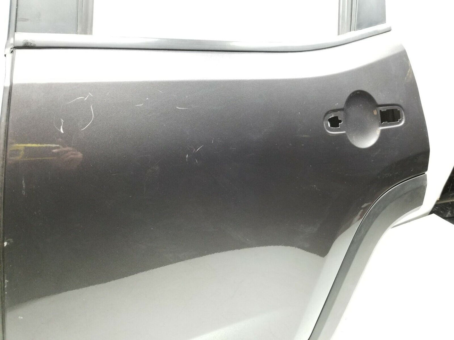 15 16 17 18 19 20 21 Jeep Renegade Rear Passenger Door Shell Panel OEM 20k ā