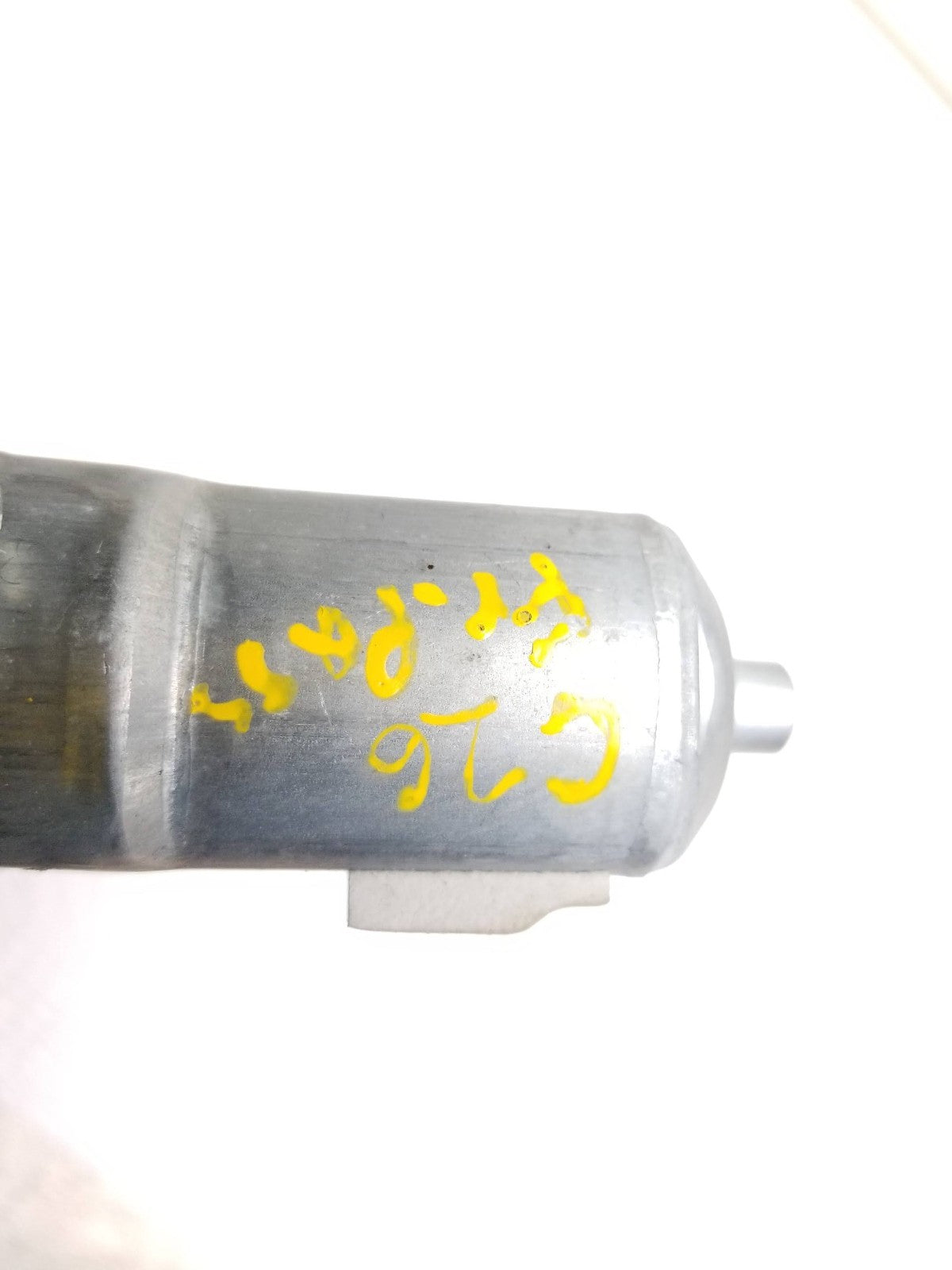 2014 - 2019 Kia Soul Window Motor Front Passenger Side Right OEM