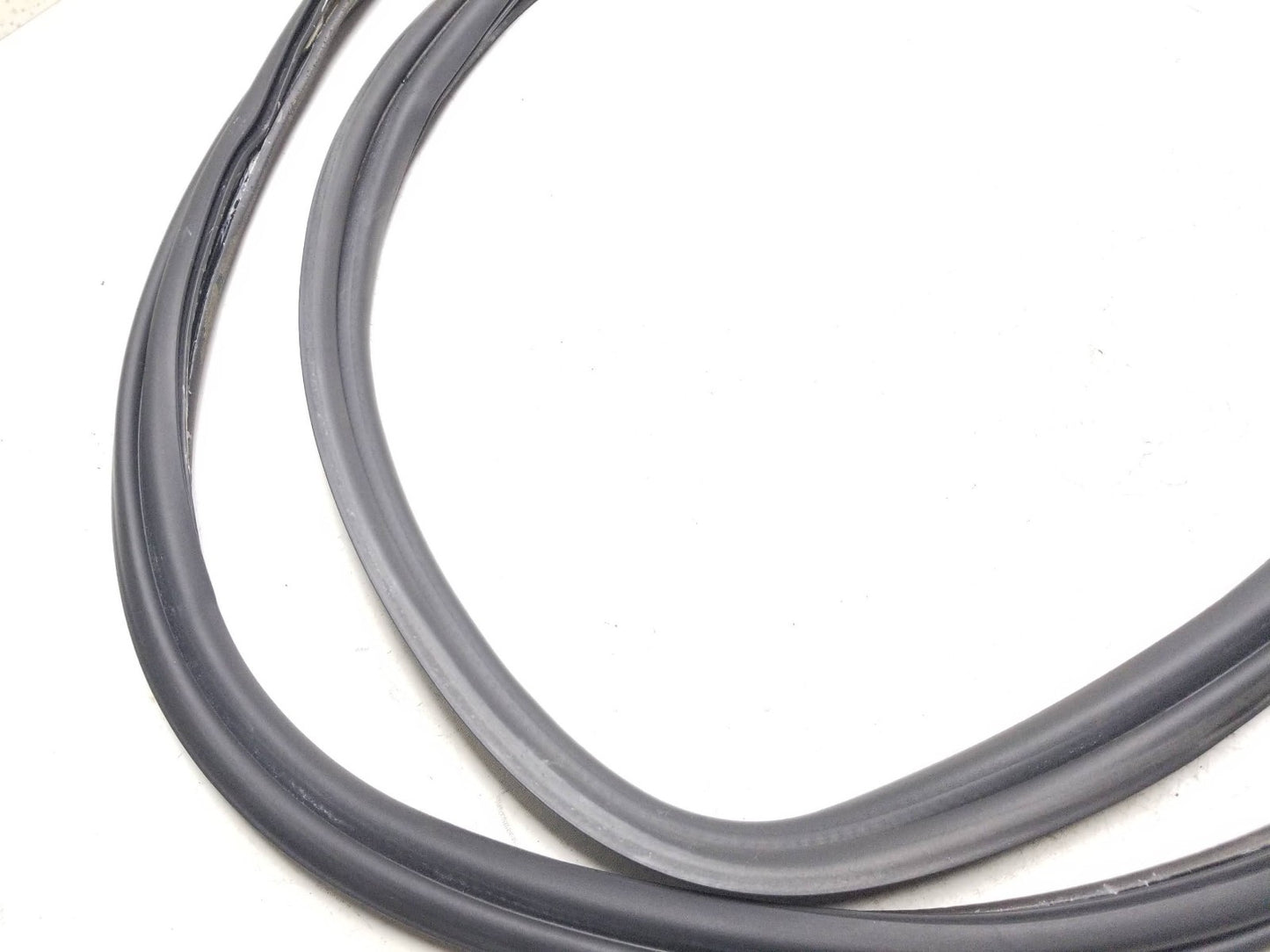 2011 - 2020 Dodge Grand Caravan Trunk Seal Weatherstrip OEM