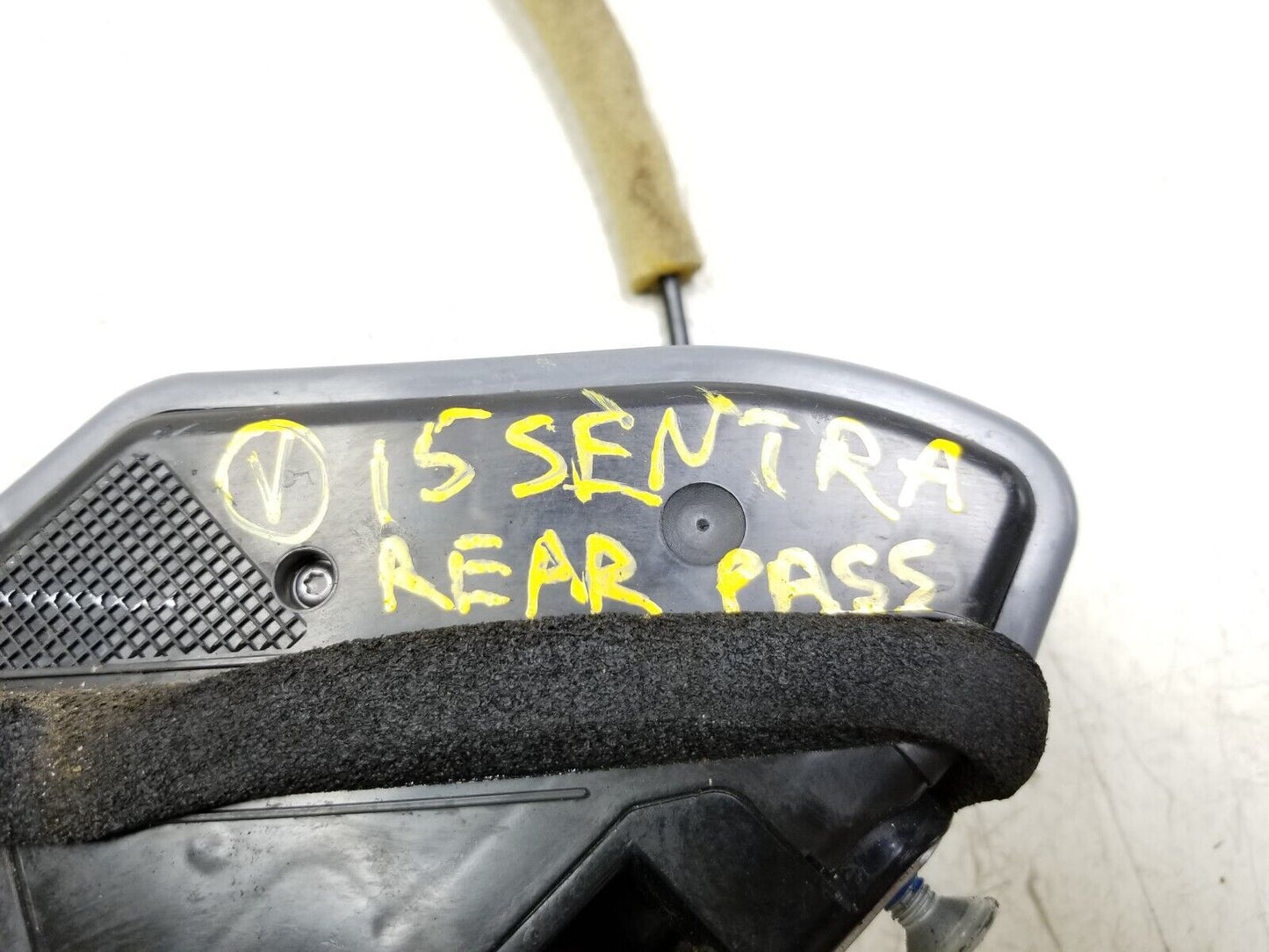2015-2019 Nissan Sentra Door Lock Actuator & Handle Rear Passenger Side Rh OEM