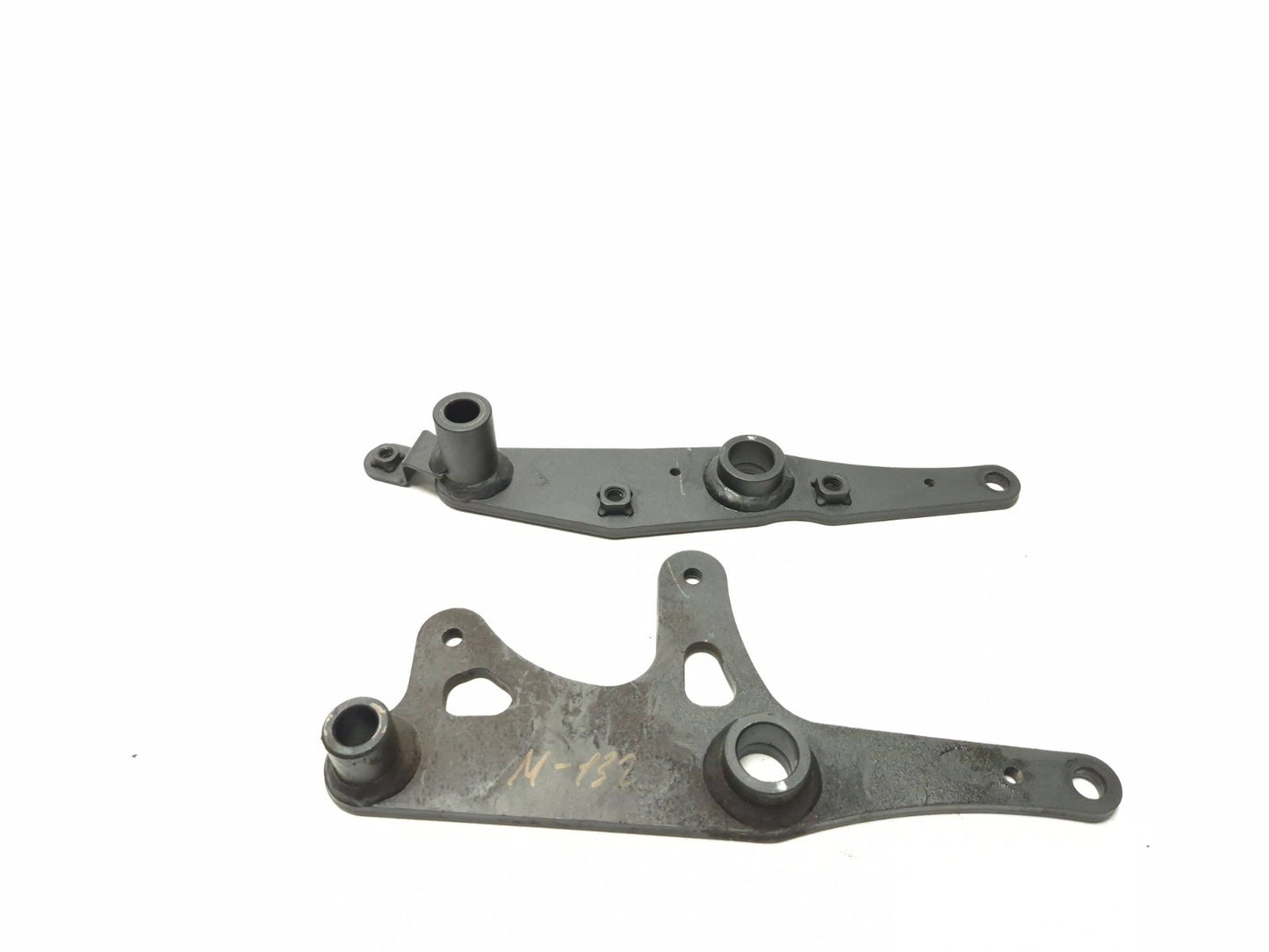 2019 Kawasaki Ninja Ex400 Bracket Swingarm Left & Right Pair OEM
