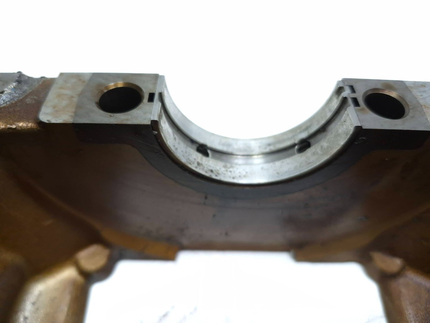 2014 Fiat 500l 1.4l Engine Crankshaft Housing 55251445 OEM