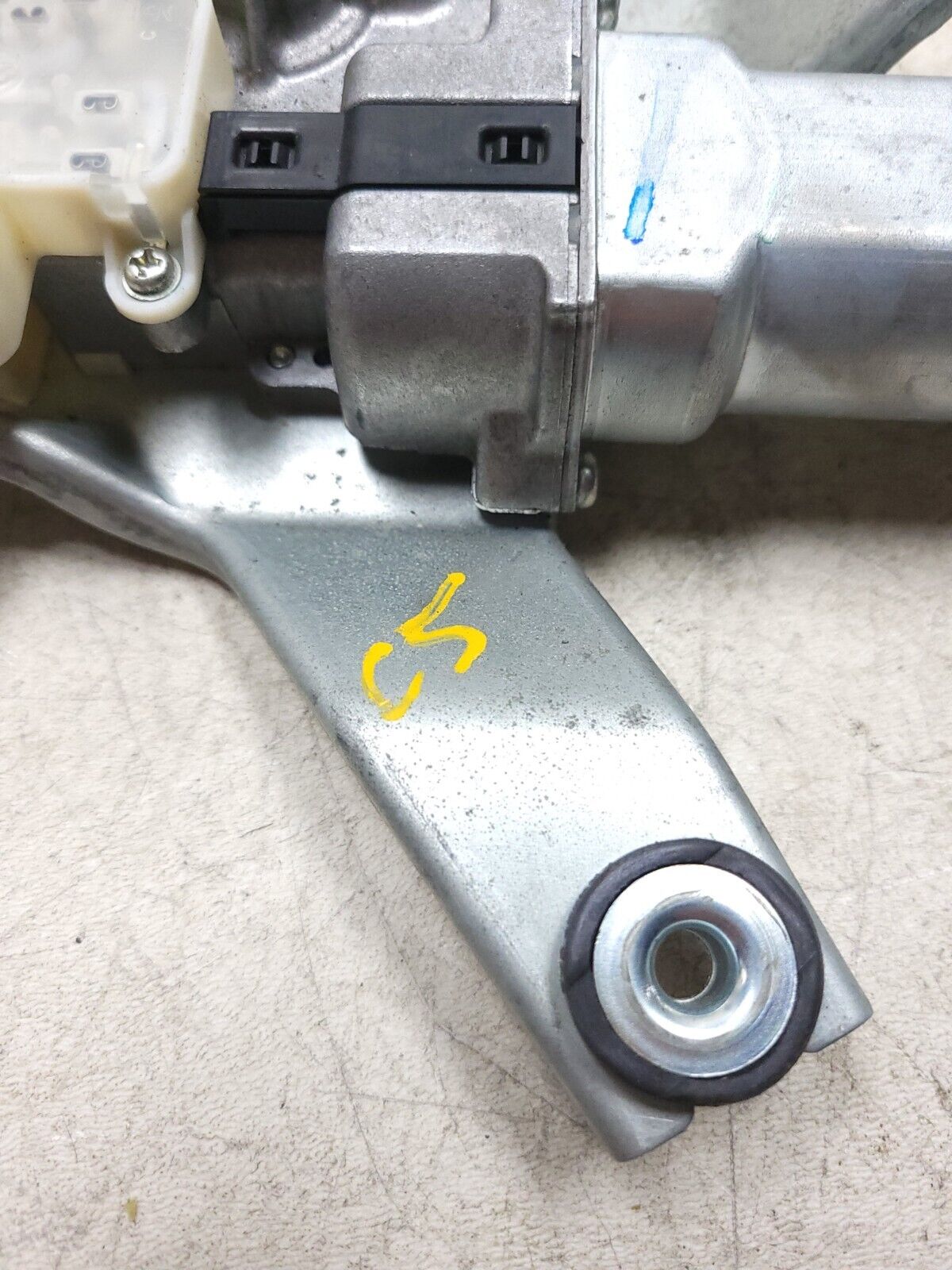 2007-2012 Dodge Caliber Rear Wiper Motor OEM