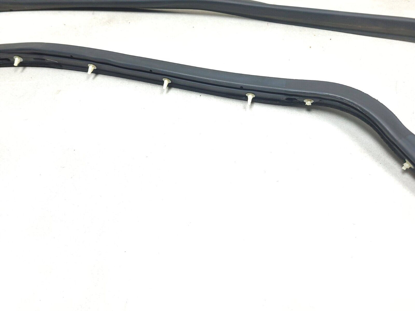 07-09 Mitsubishi Outlander Door Weatherstrip Seal Rear Driver Side Left 2pcs OEM