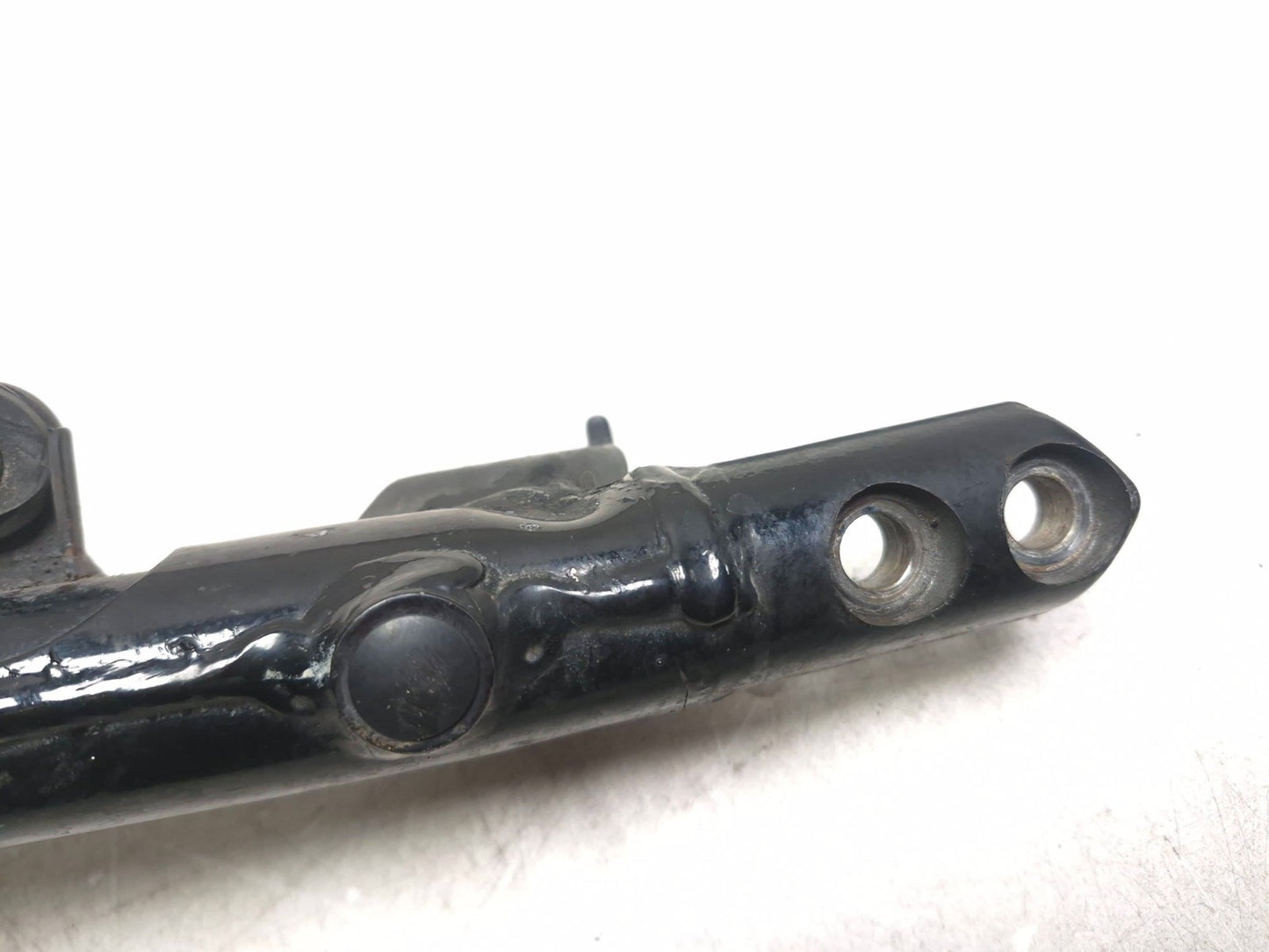 2005 Suzuki C50 Boulevard Engine Support Cradle Bar Rail OEM