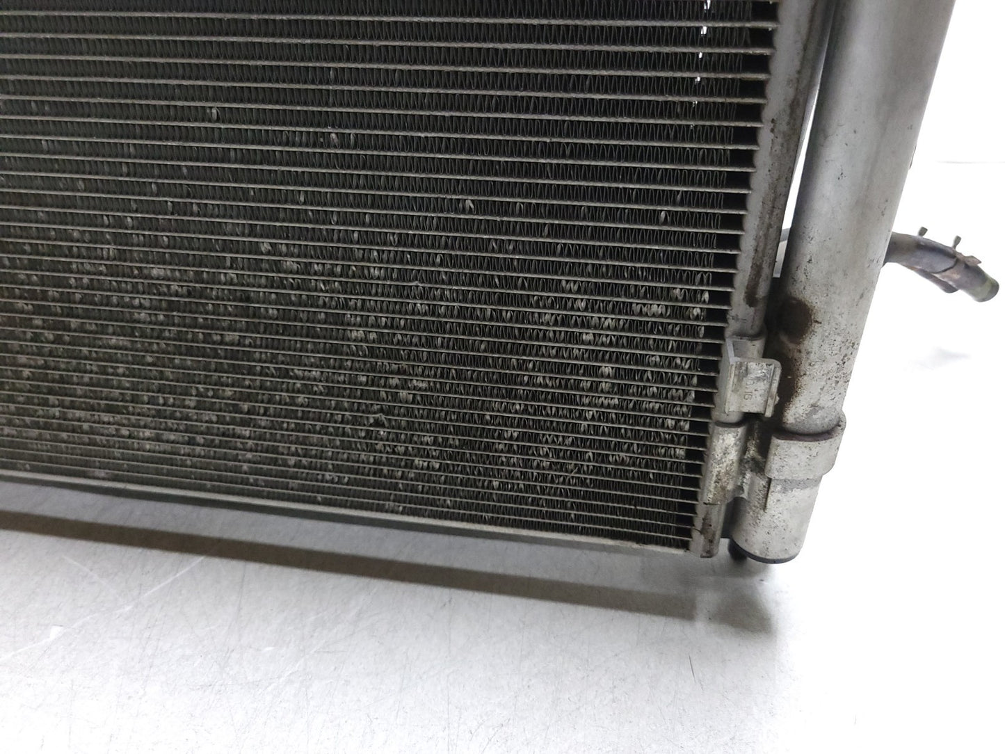 12 13 14 15 16 17 Hyundai Accent Radiator Fan AC Condenser OEM