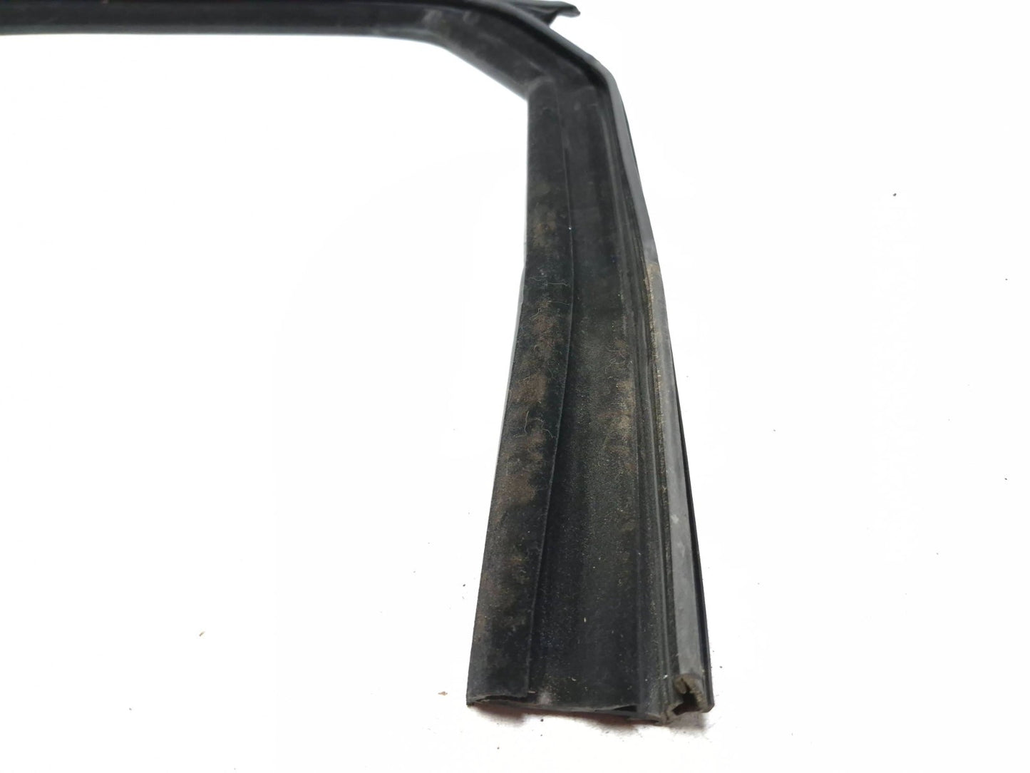 2014 Fiat 500l Door Weatherstrip Rear Driver Side Left OEM