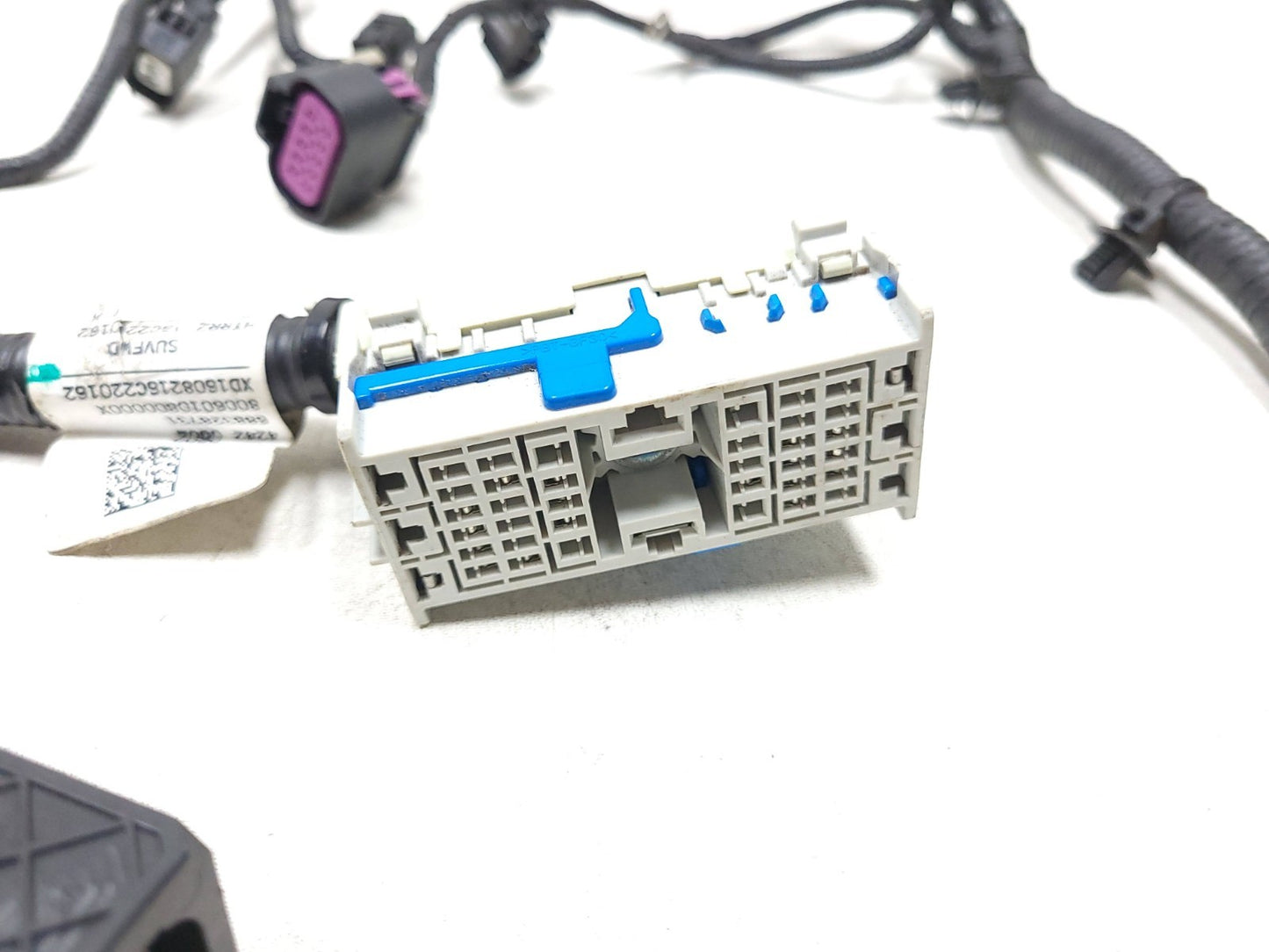 13 - 21 Buick Encore Front Radiator Support Wiring Harness OEM