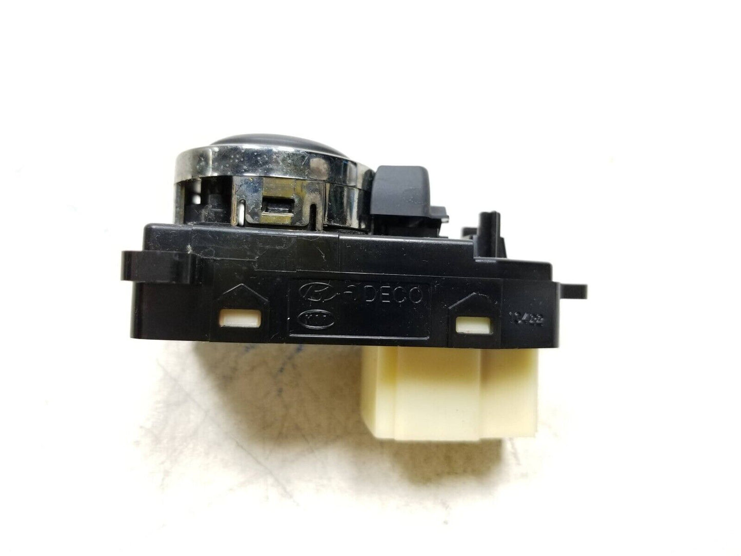 09 - 12 Hyundai Genesis Coupe Mirror Control Switch  Driver Side Left OEM