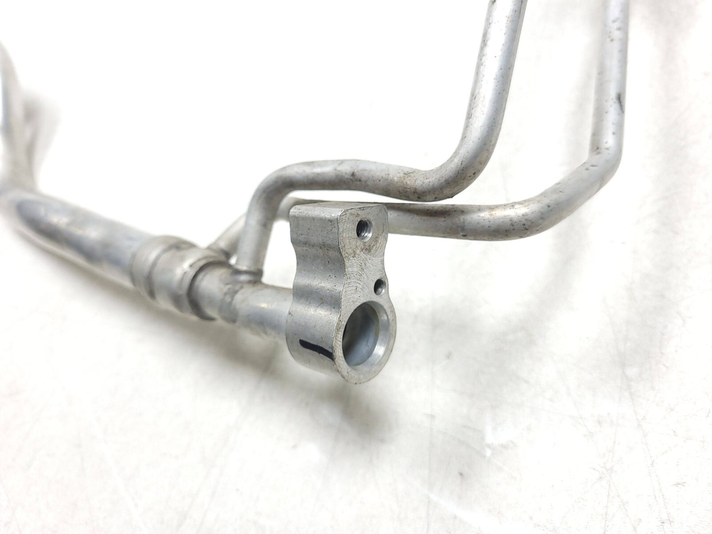 13-18 BMW 330xi F30 AC Hose Pipe Line OEM β
 76k Miles
