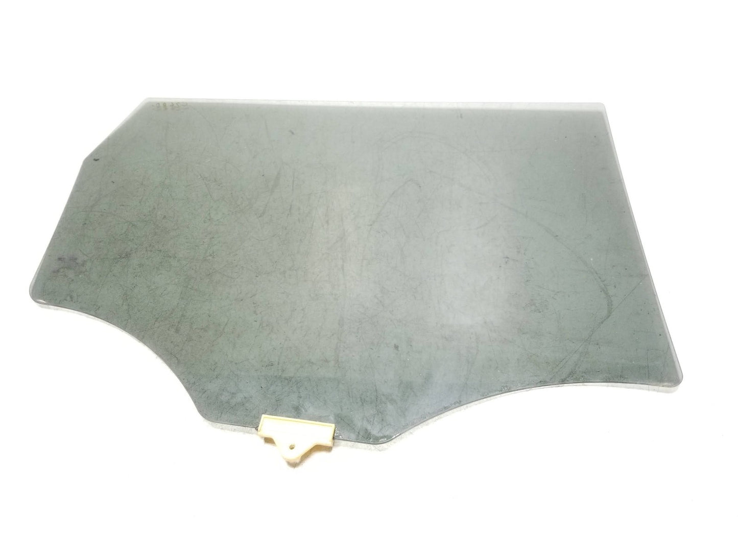 2014 - 2019 Kia Soul Door Window Glass Rear Driver Side Left OEM