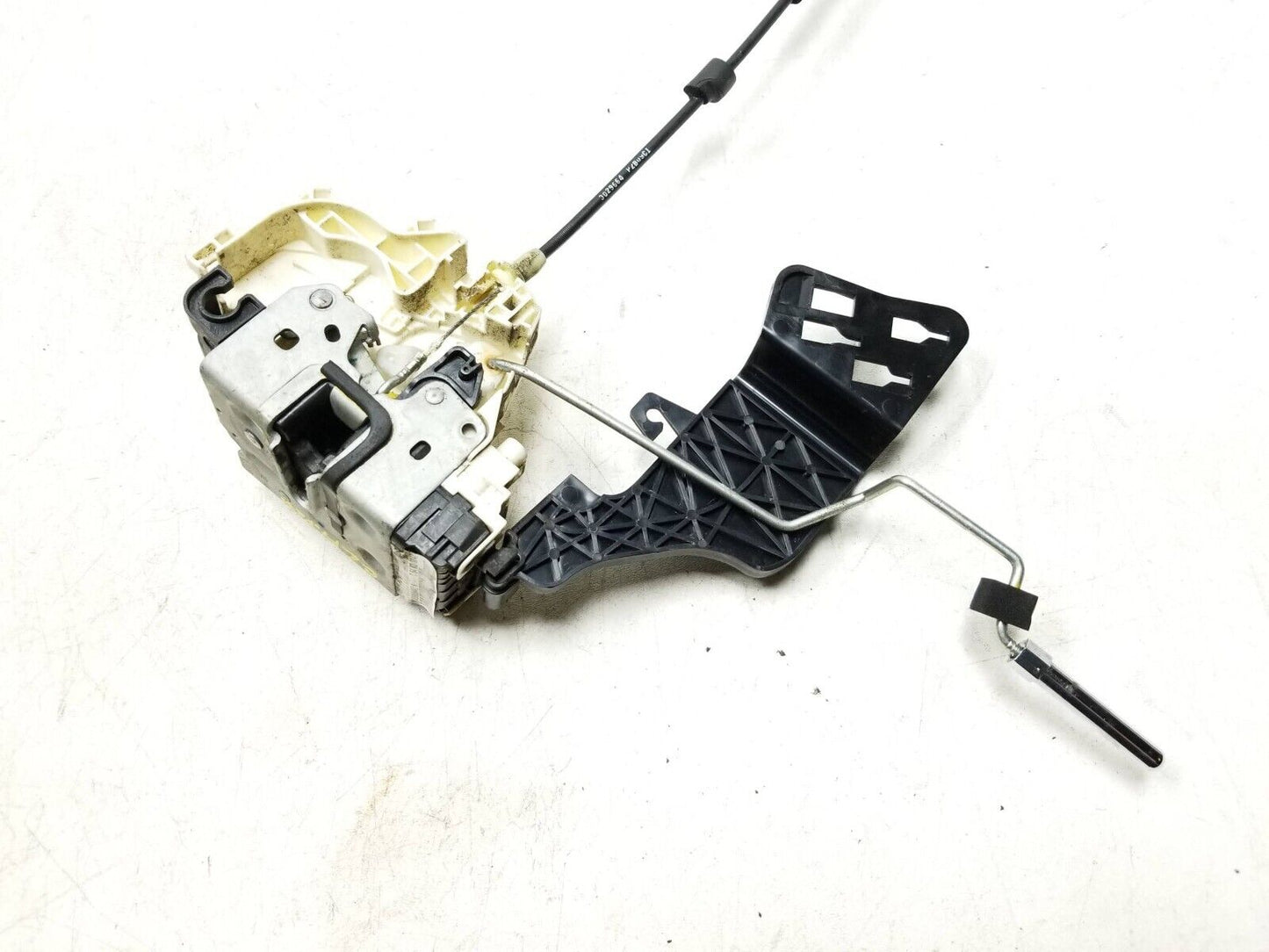 2011-2014 Chrysler 200 Sedan Door Lock Actuator Front Passenger Side Right OEM